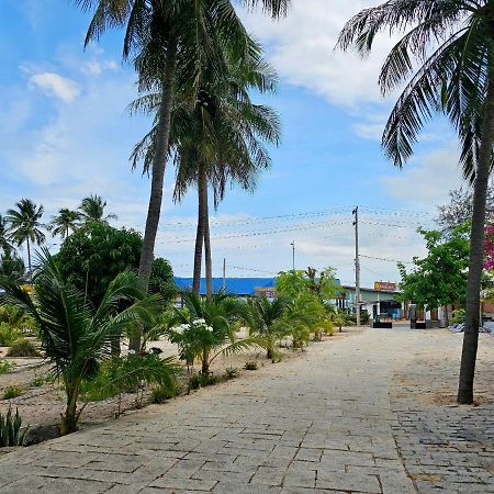 Catsen Bungalows & Pool ฟานเที้ยต ภายนอก รูปภาพ